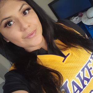 Meet your Posher, Annette